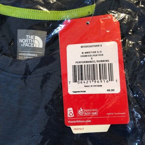M The North Face Ambition Short Sleeve Shirt - Picture 5 of 5